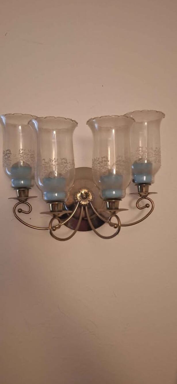 Vintage Brass 4-candle Wall Sconce with Glass Shades